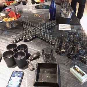 杭州拱墅区康桥街道附近ktv招聘包厢服务员,招聘信息靠谱吗？