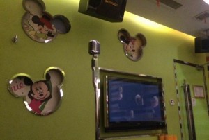 杭州娱乐餐饮新体验：特色饭店内嵌KTV包厢推荐