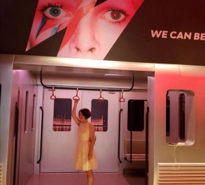 杭州临平区崇贤街道附近夜场招聘包厢陪唱,过年放假吗？