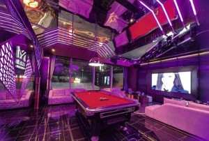 杭州不喝酒的酒吧招聘包厢服务员,做夜场做高端还是中端好