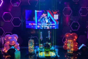 杭州日薪高的夜总会ktv招聘商务迎宾,(好上班的不挑人)