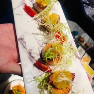 杭州拱墅区和睦街道附近酒吧招聘包厢服务员,招聘微信多少