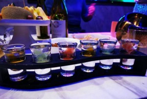 杭州萧山区萧山钱江世纪城附近夜总会招聘酒水促销员,有没有年龄限制_